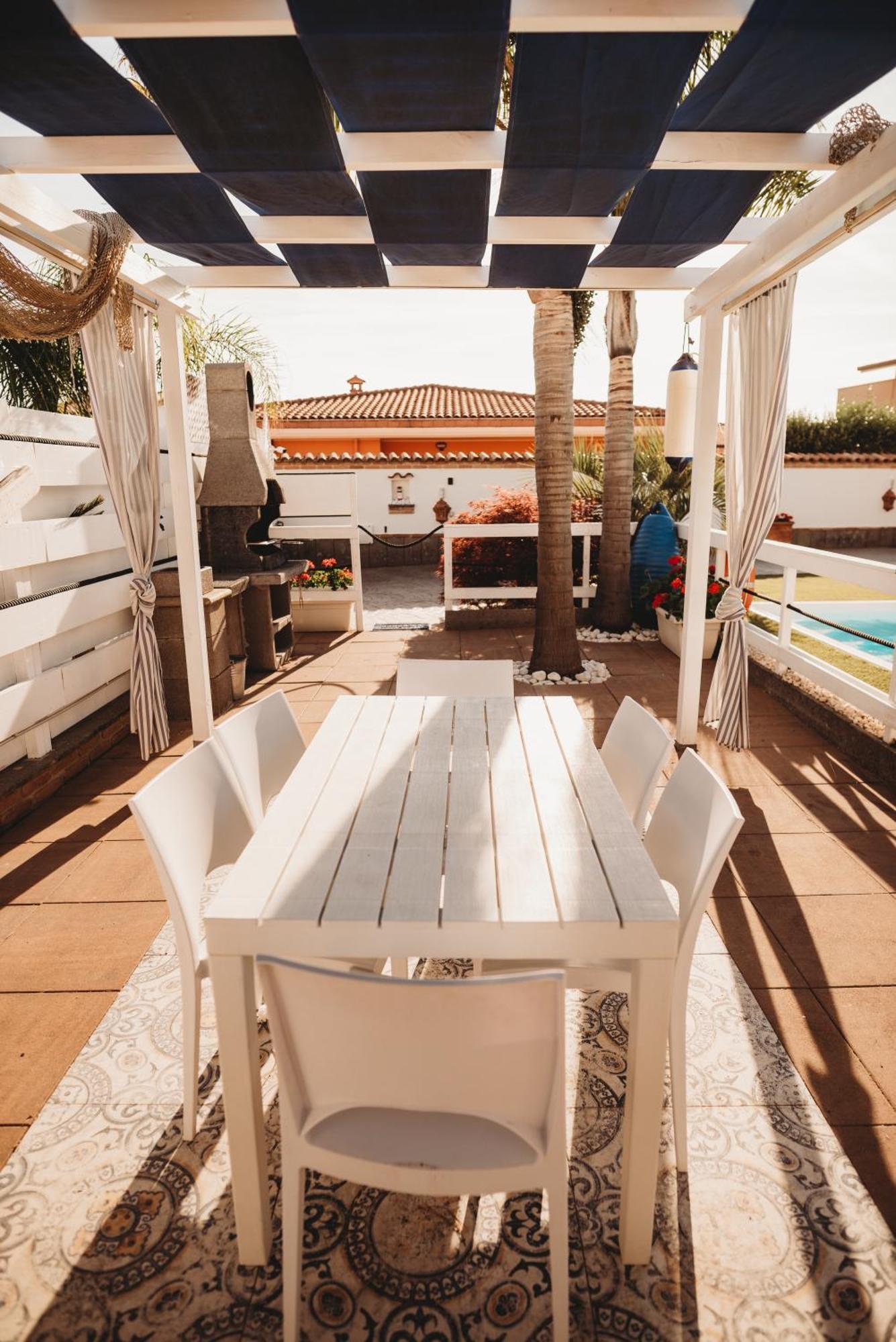 Alloggi Turistici Con Piscina Palestra Jacuzzi Sauna Anzio Eksteriør billede