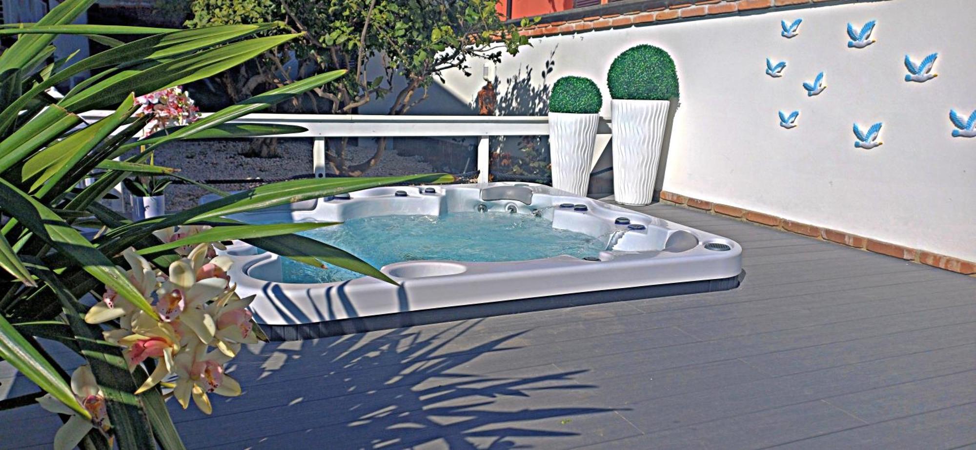 Alloggi Turistici Con Piscina Palestra Jacuzzi Sauna Anzio Eksteriør billede