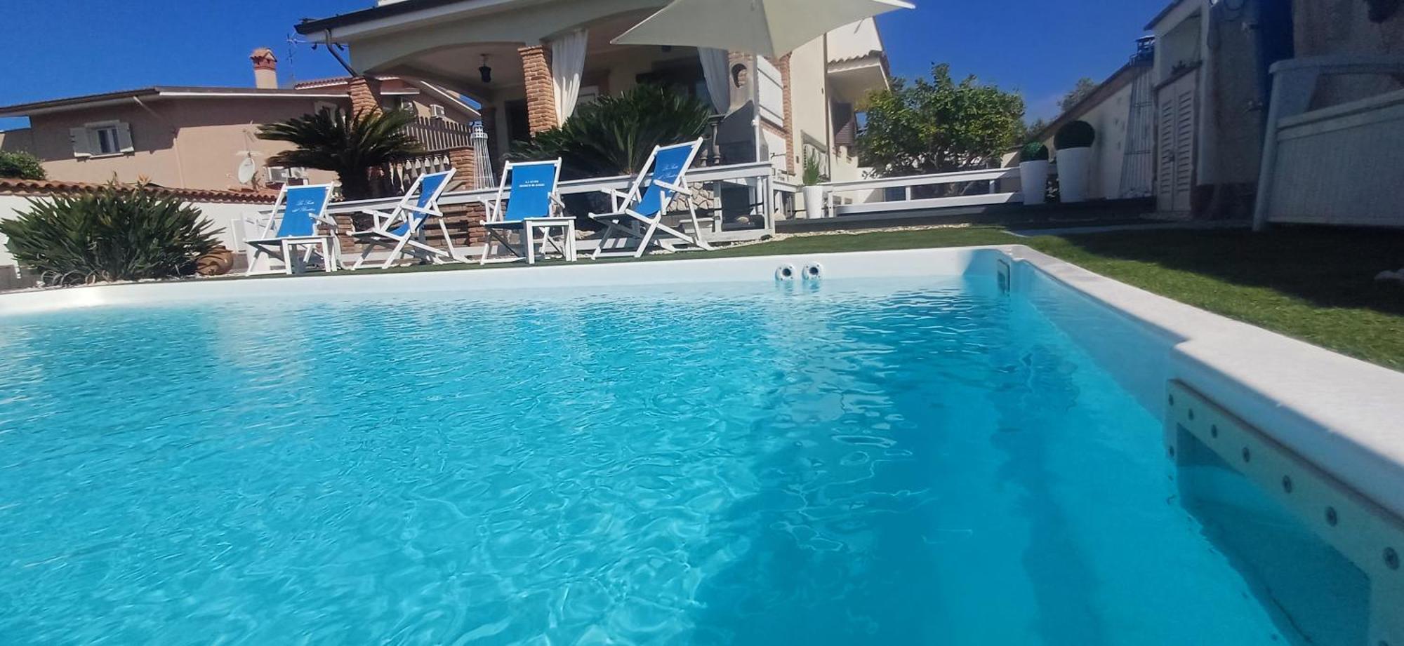 Alloggi Turistici Con Piscina Palestra Jacuzzi Sauna Anzio Eksteriør billede